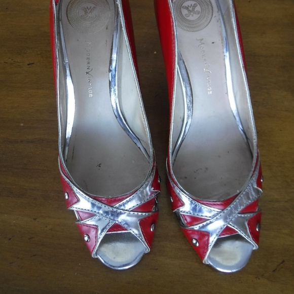Modern Vintage Zorba Red Silver Heels Italy 36 6 - Picture 2 of 7